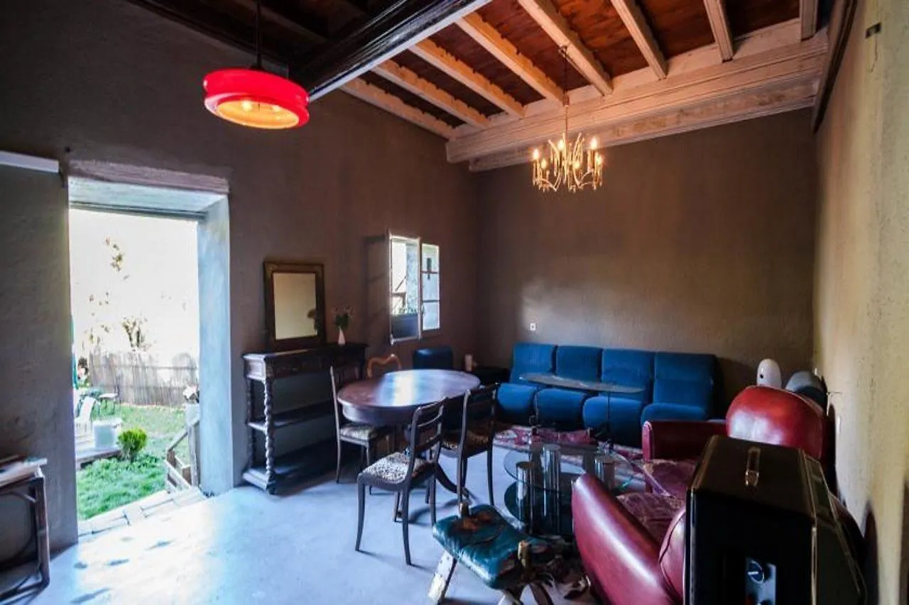 Borda Jovell Hostel Sispony 0*,