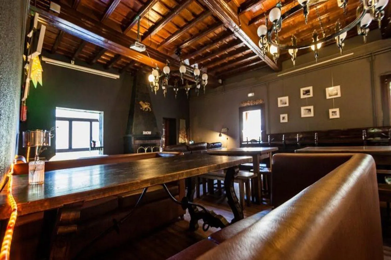 Borda Jovell Hostel Sispony