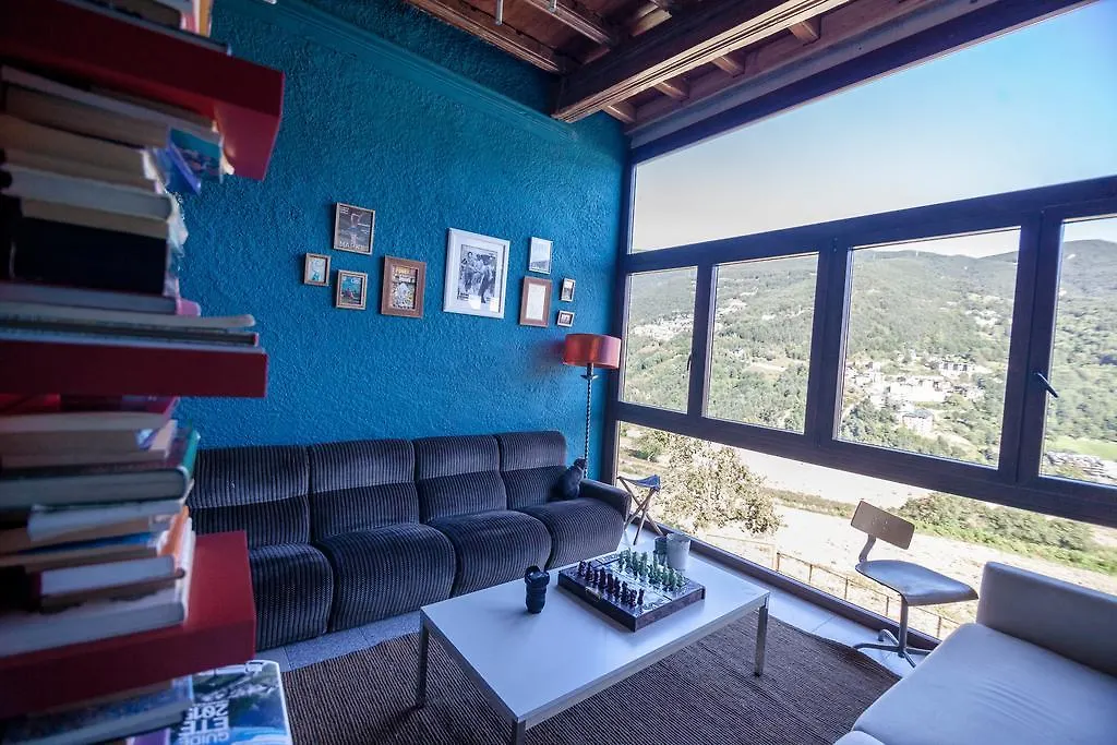 Borda Jovell Hostel Sispony